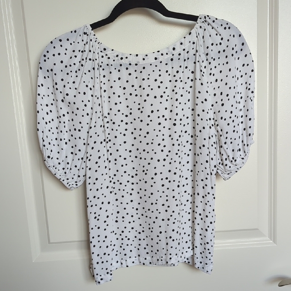 New LOFT Women's White Polka Dot Top - Picture 4 of 4